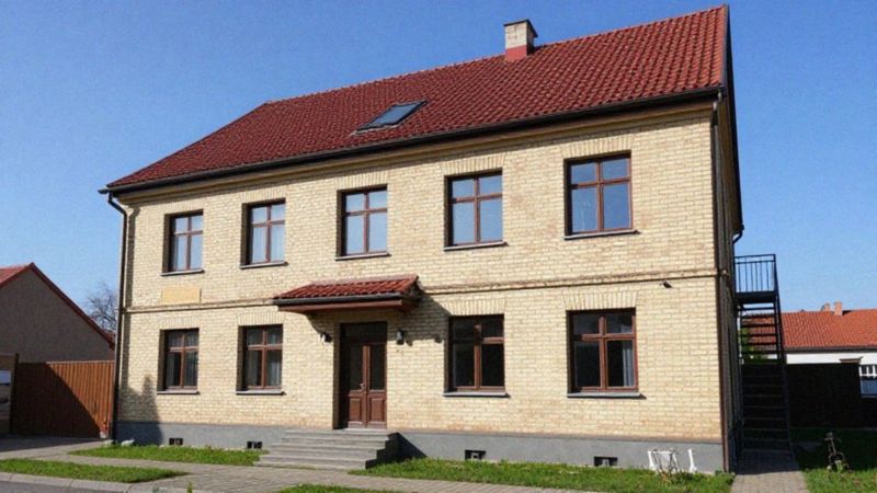 Czym różni się podział poziomy od pionowego?