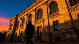 Jak długo trwa rozpatrzenie wniosku o odroczenie kary? Kluczowe informacje