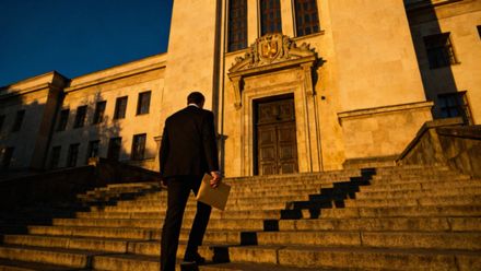 Jak zgłosić firmę do PIP? Praktyczny poradnik krok po kroku